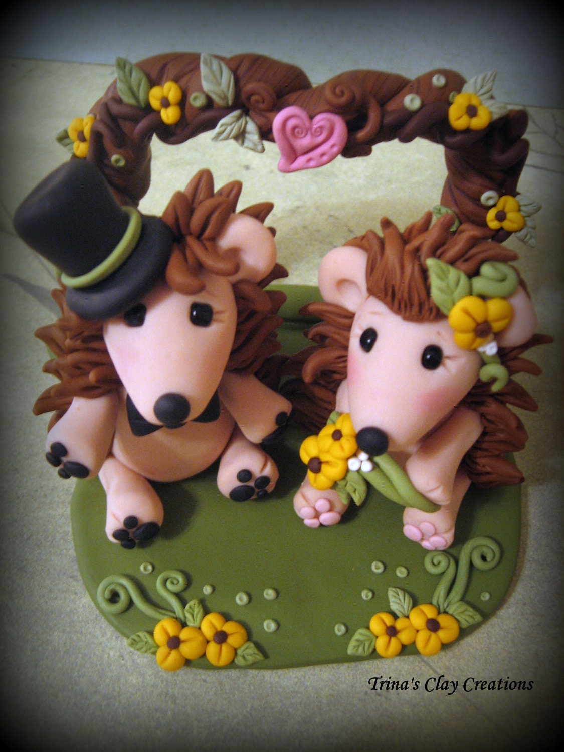 Wedding Cake Topper, Custom Cake Topper, Hedgehog with Flowers, Hedgehog Wedding Topper