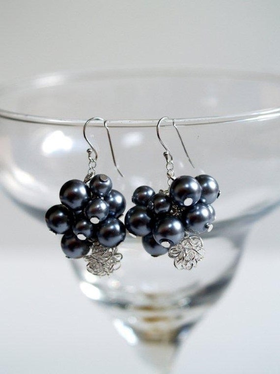 Gray Pearl Cluster Earrings