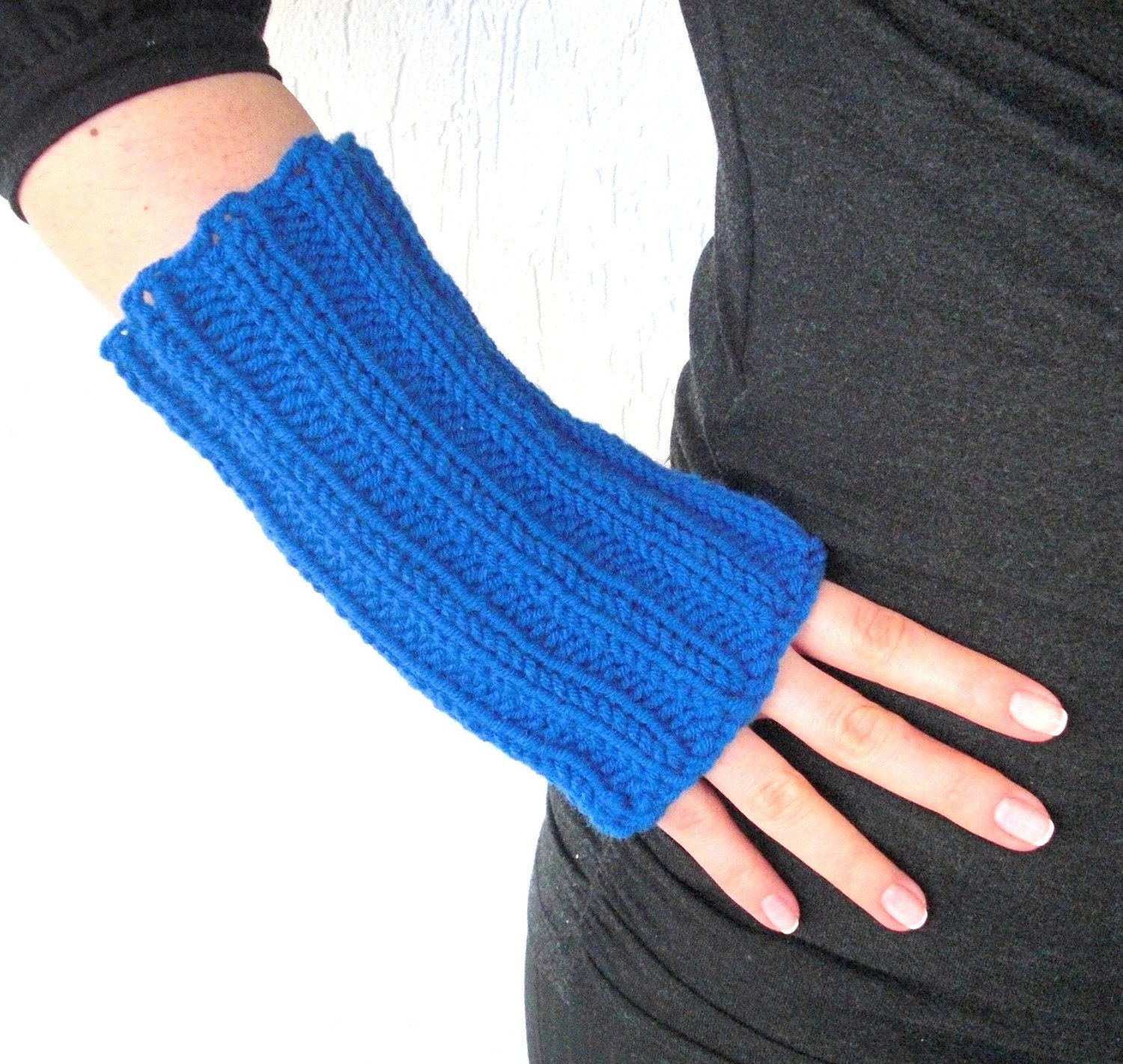Fingerless Gloves Knitting Pattern - Free Knitting Patterns from