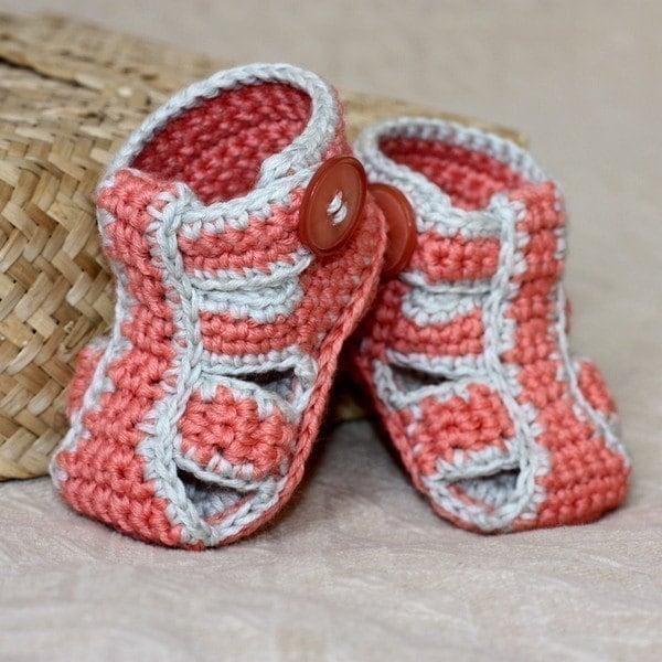 Crochet baby shoes pattern Furrylicious Boot by TwoGirlsPatterns