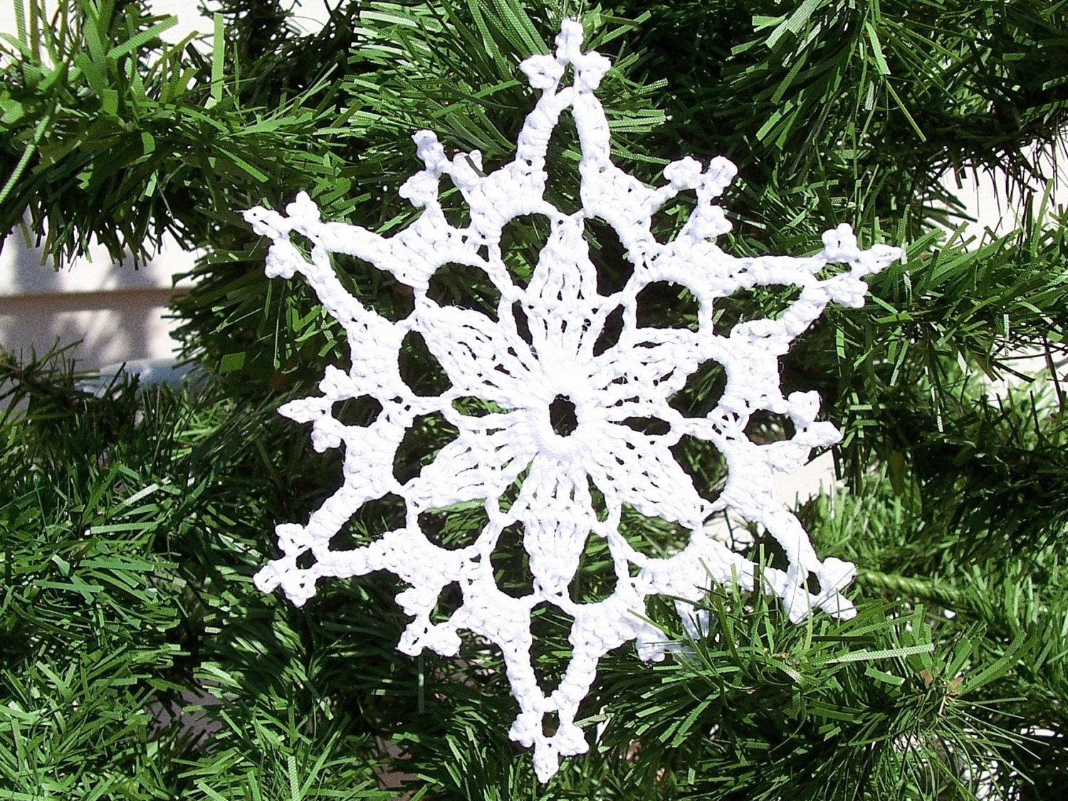 Crochet Pattern Central - Free Snowflake Crochet Pattern Link